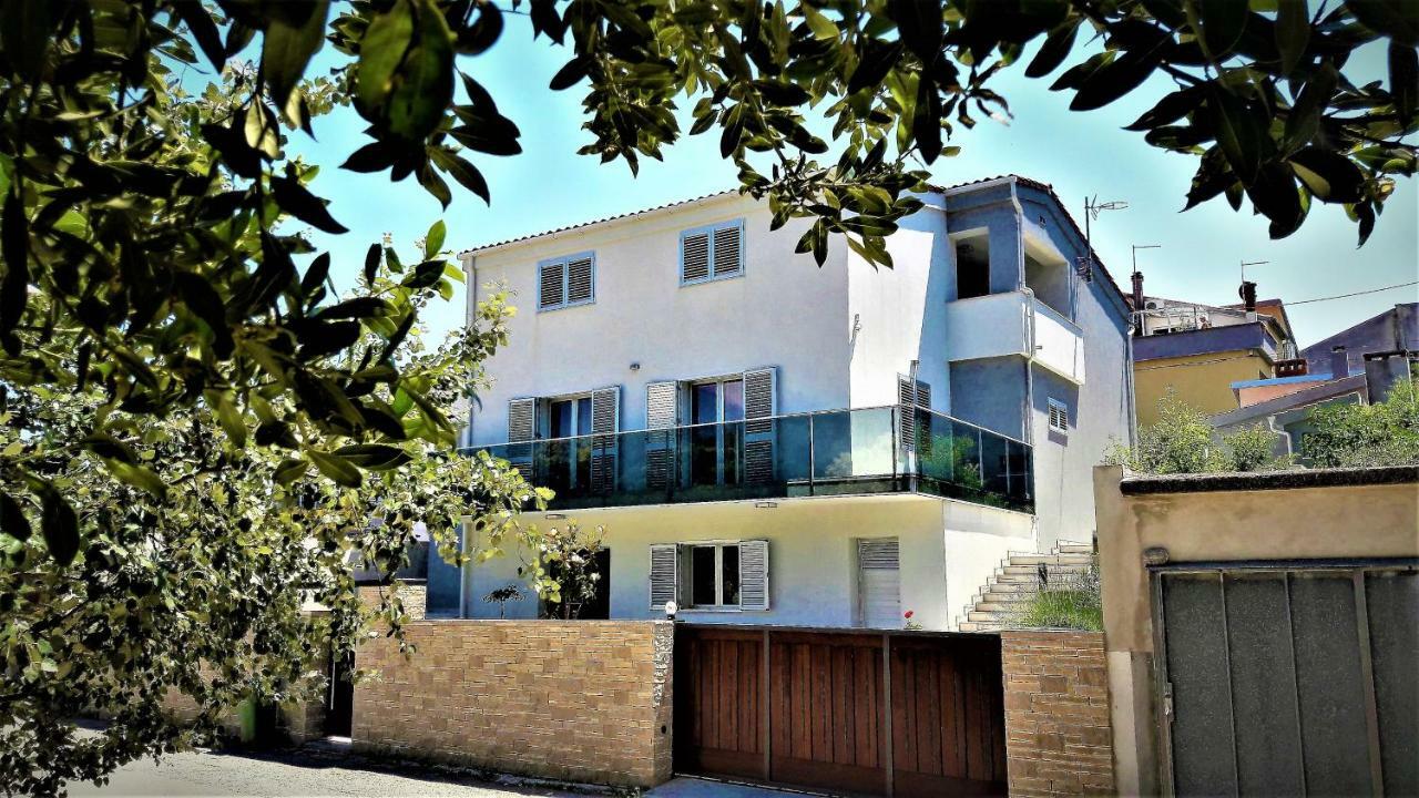 Apartments Ena Zadar Bagian luar foto
